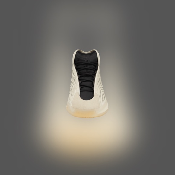 YEEZY. Just dropped !! QNTM !!! One-of-a-kind - Picture 12 of 14